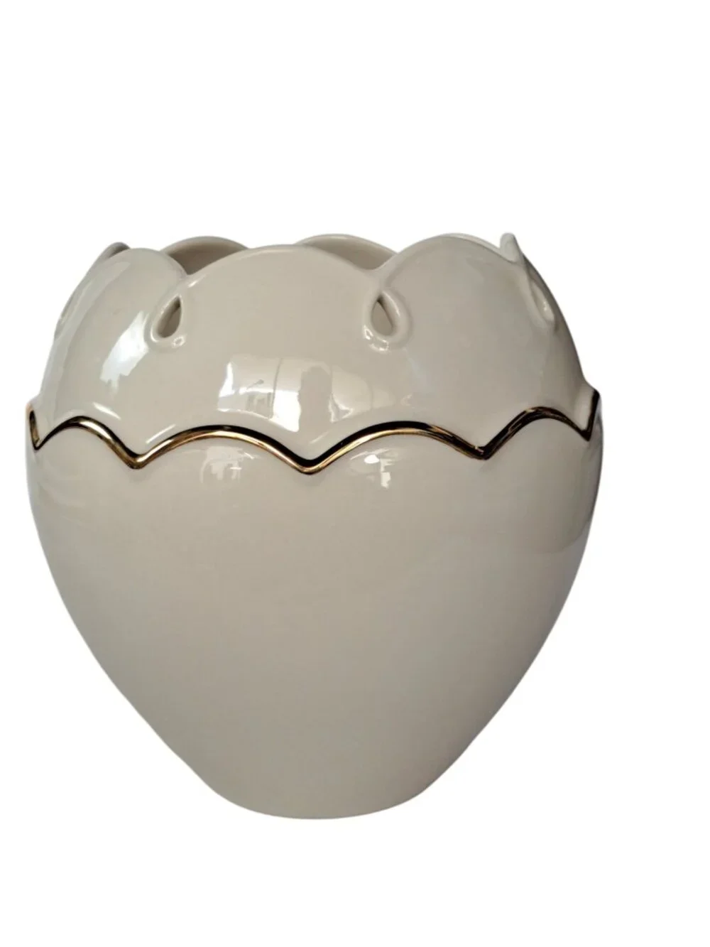 Lenox Perfect Petals Rose Bowl Vase cream with scalloped rim gold trim 5.5 inch